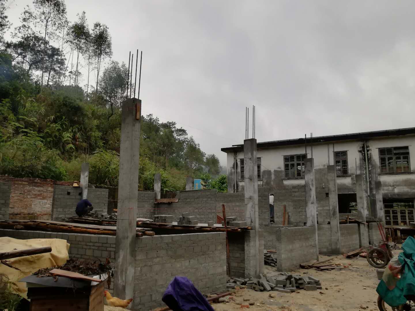 老人公寓一期建设中.jpg