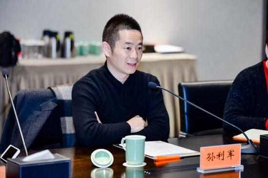提前开席的阿里巴巴年夜饭：首次邀请“益”家人1.jpg