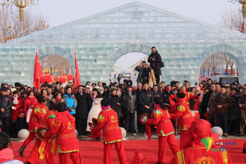 首届中国军垦文化之乡戈壁母亲冰雪节成功举办.jpg