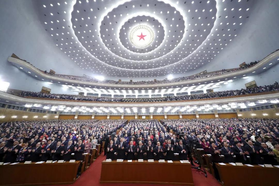 减税降费近2万亿！总理刚刚宣布：还有一大波重磅红包来了，影响14亿人！.jpg