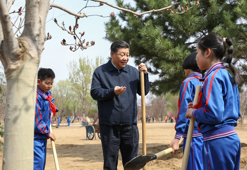 习近平：发扬中华民族爱树植树护树好传统 4.jpg