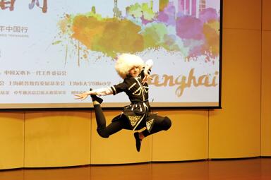 “一带一路·手拉手”十国少年中国行牵手上海学子3.jpg