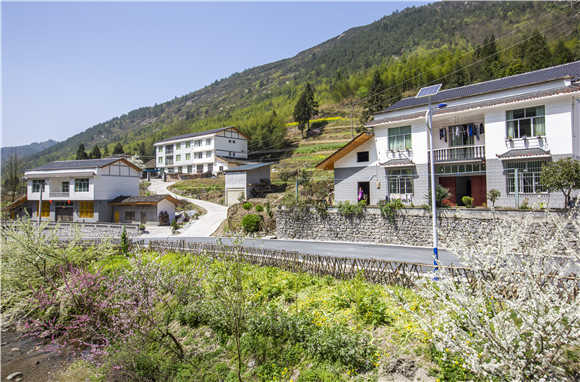 南川擦亮旅游“金字招牌”贫困村吃上了旅游饭3.jpg