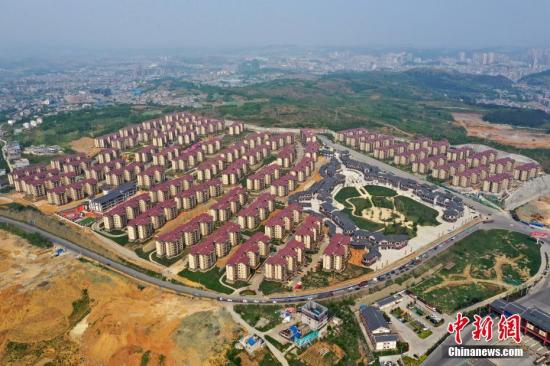 中国连续6年减贫千万人以上 2018年283个县脱贫摘帽.jpg