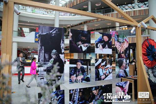 深山集市·中国匠心艺术用“指尖经济”探索产业扶贫之路 11.jpg