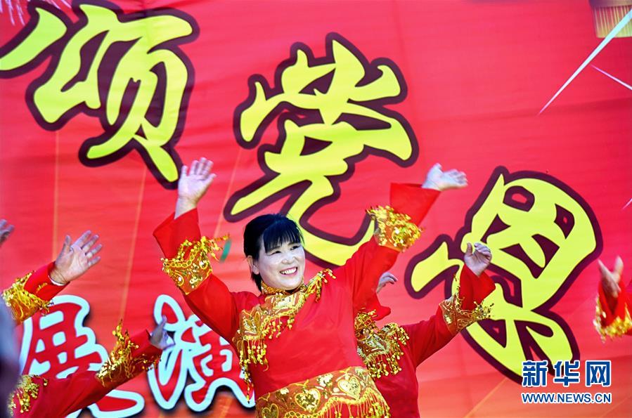 “山里大妈”舞动美好生活6.jpg