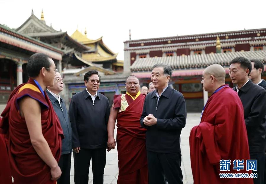 汪洋：扎实做好民族宗教和脱贫攻坚工作 筑牢藏区长治久安的根基1.jpg
