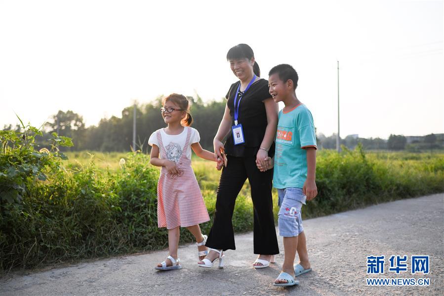 江西乐安：“童伴之家”——为农村儿童撑起一片爱的天空4.jpg