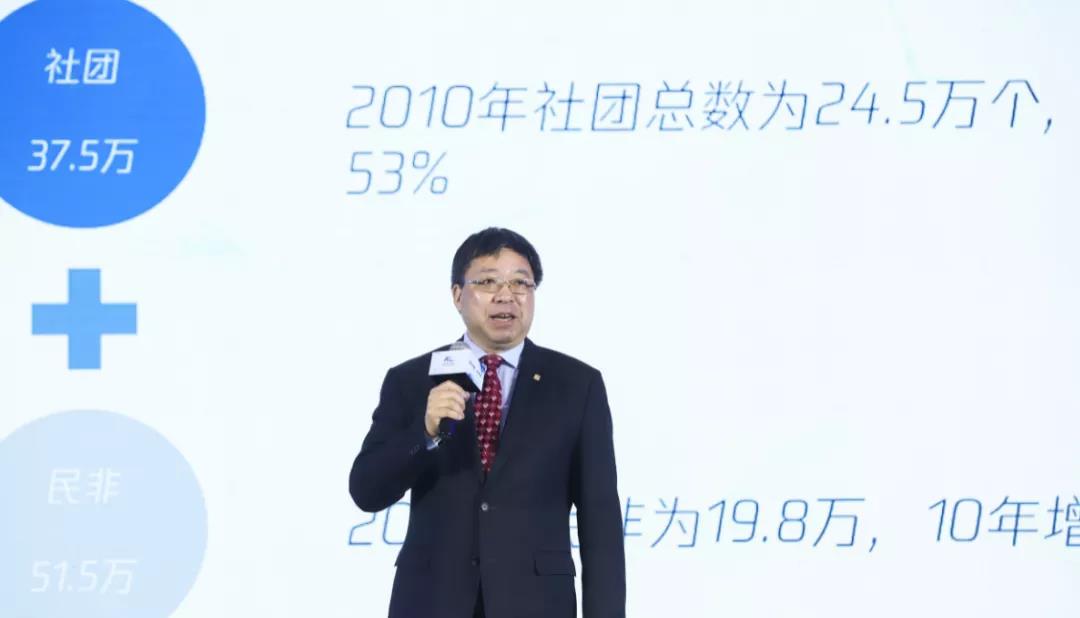 黄.jpg